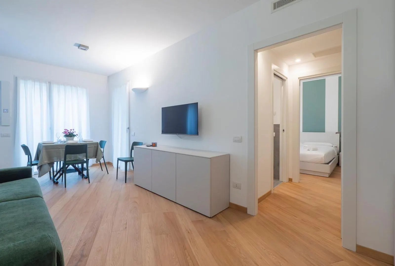 Youhosty - Palazzo Crovato 3D Apartment Milan