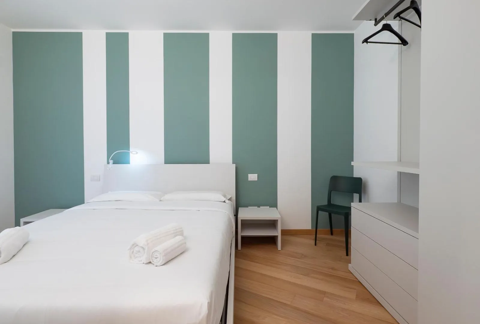 Youhosty - Palazzo Crovato 3D Apartment Milan